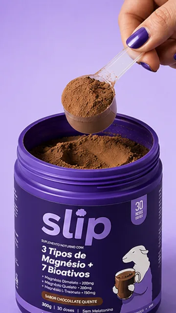 Scoop de Slip saindo do pote